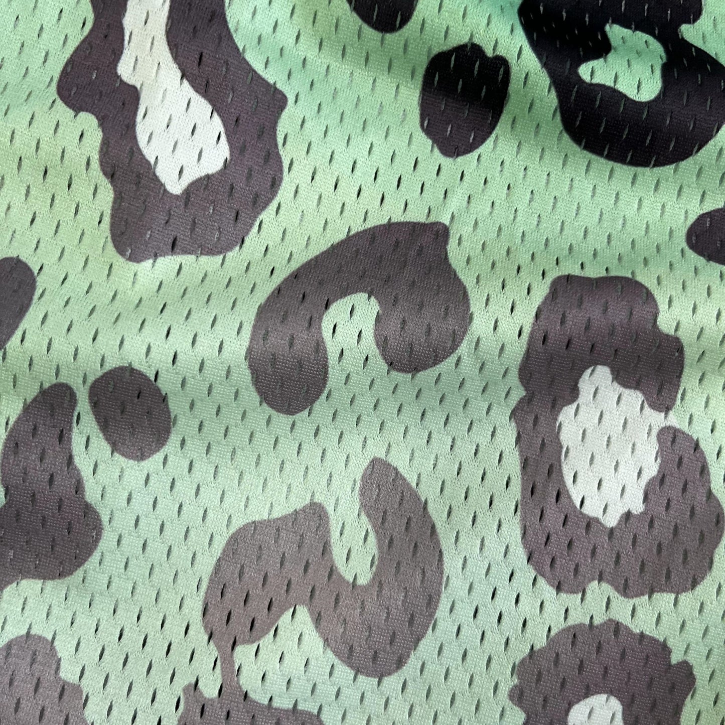 ANIMAL MESH SHORTS-8615 - RDMCLOTHINGART