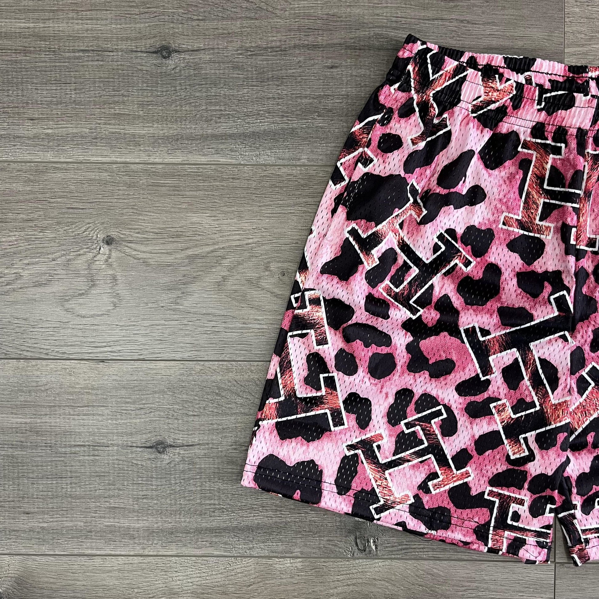 ANIMAL MESH SHORTS-8621 - RDMCLOTHINGART