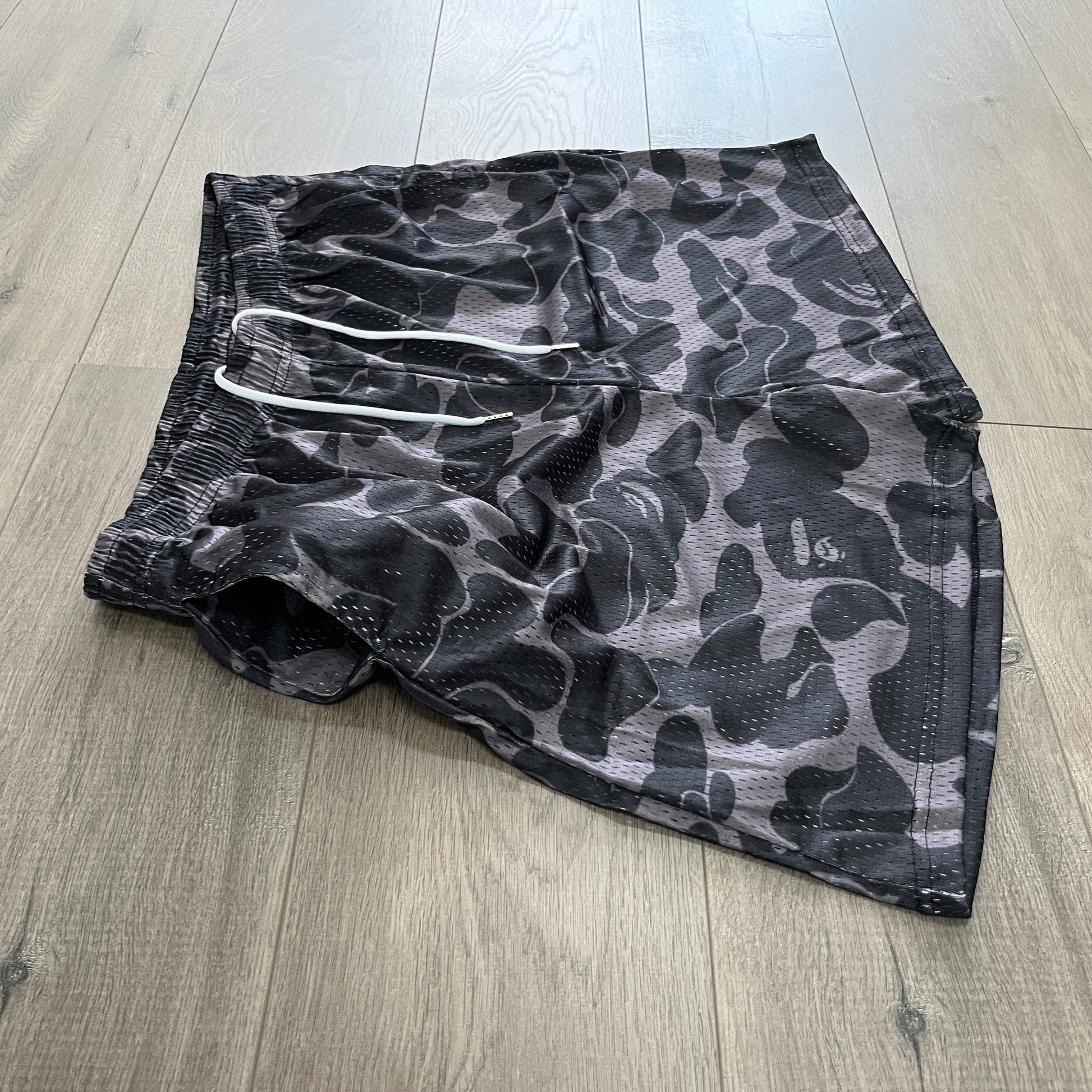 RDMCLOTHINGART tapestry hoodie BAPE BLACK MESH SHORTS-8603