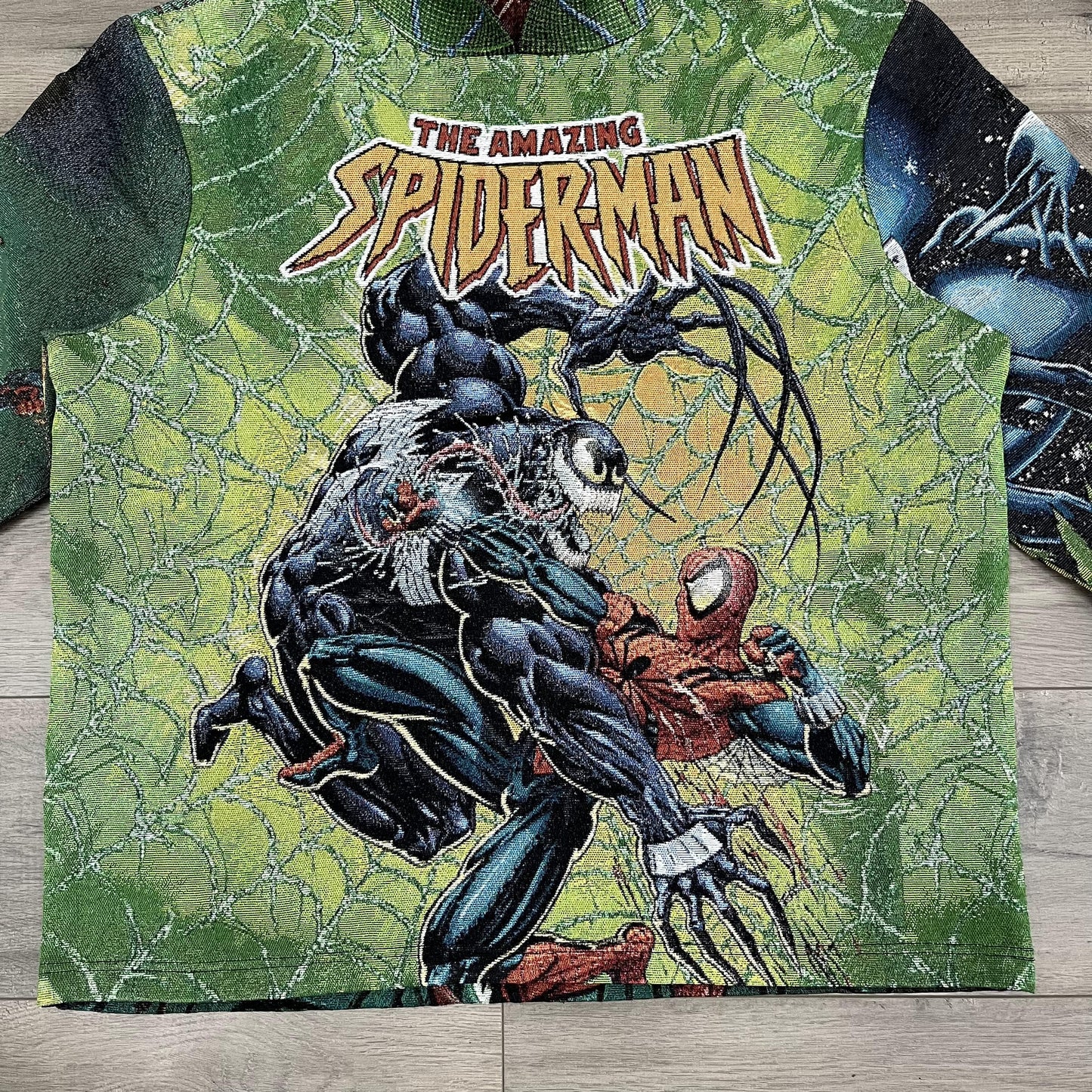 GREEN SPIDERMAN TAPESTRY - RDMCLOTHINGART