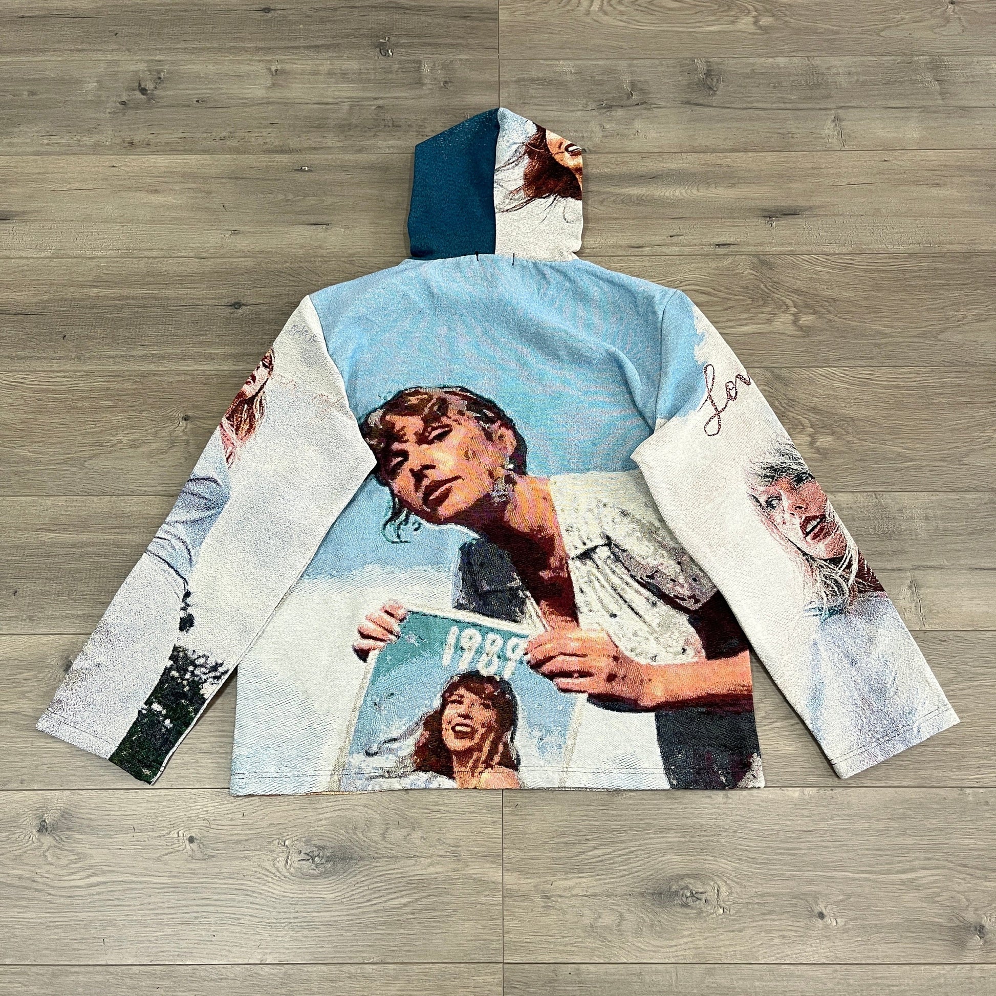 SWIFT TAPESTRY HOODIE - RDMCLOTHINGART