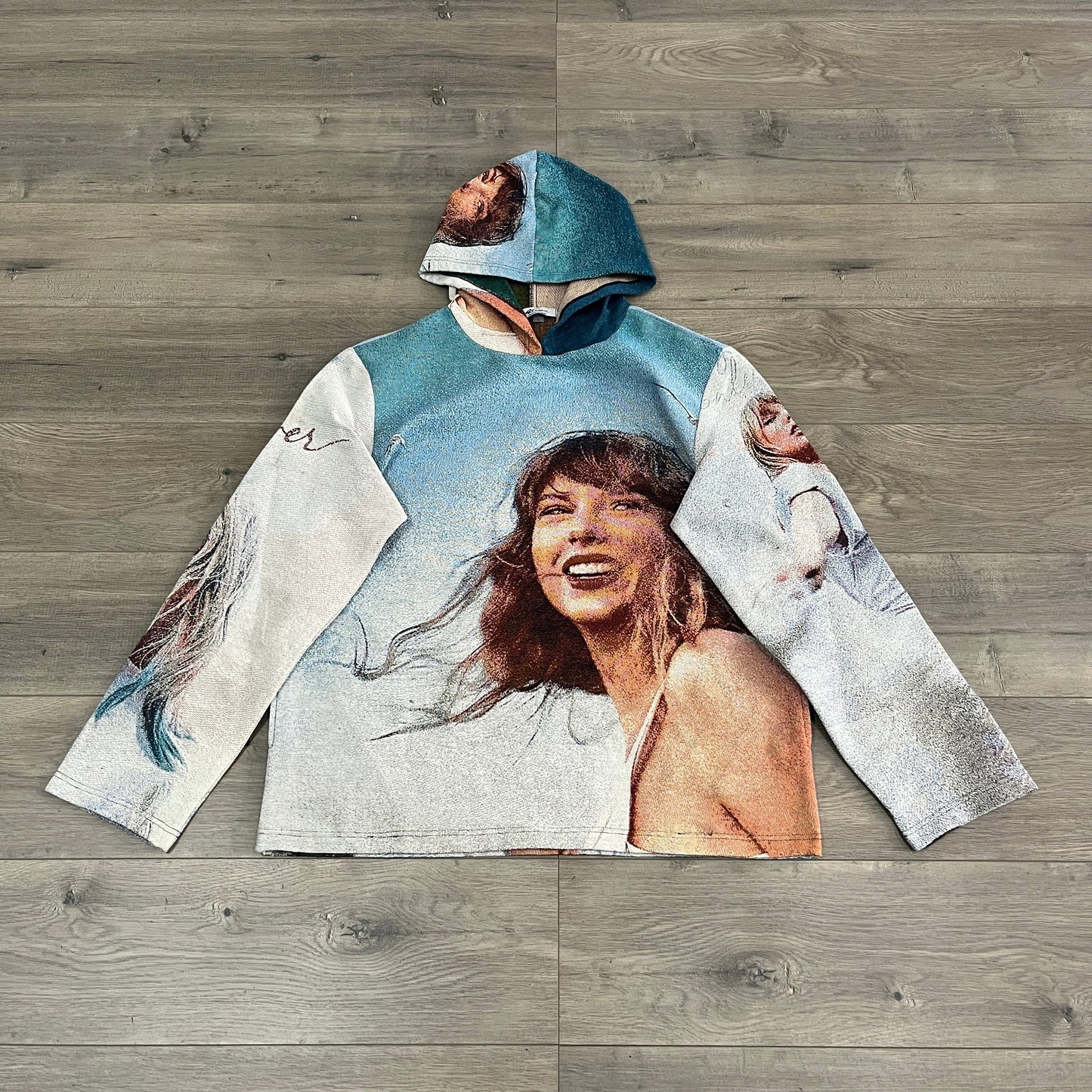 SWIFT TAPESTRY HOODIE - RDMCLOTHINGART