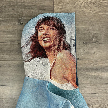 SWIFT TAPESTRY HOODIE - RDMCLOTHINGART